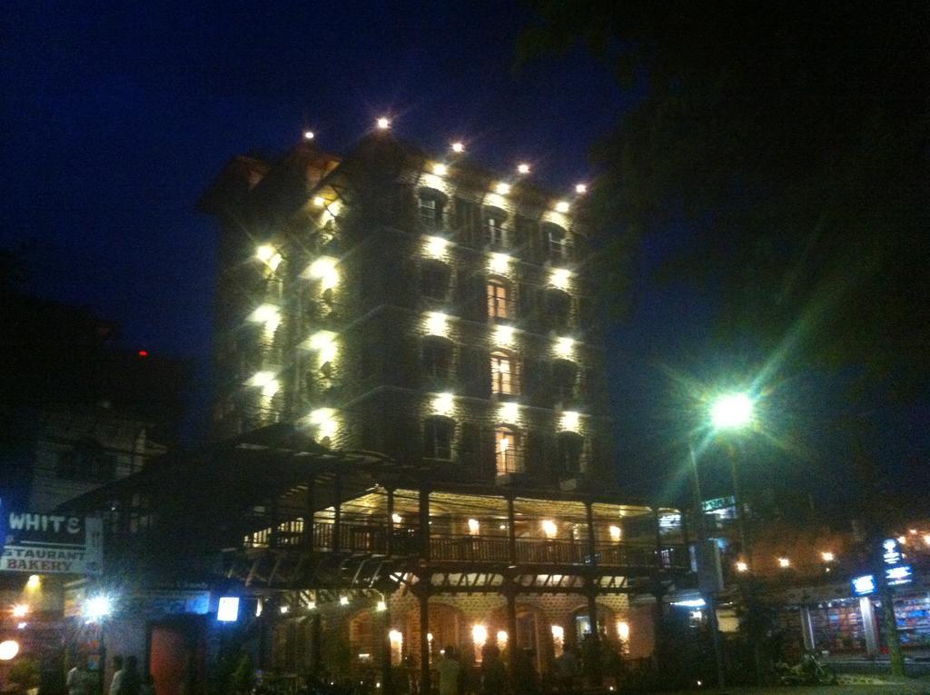 Glacier Hotel & Spa Pokhara Exterior photo